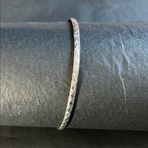 Dainty Vintage Silver Detailed Bangle Bracelet